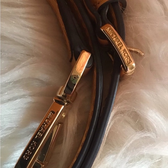 Michael kors Rayne Saffiano leather satchel in Marigold - Picture 16 of 16